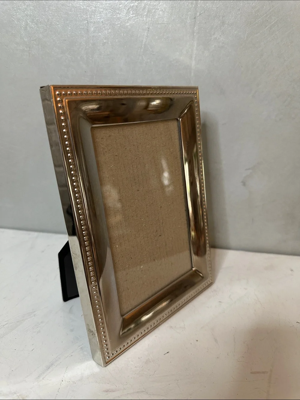 PINNACLE SILVER BEADED PHOTO FRAME FITS 4x6